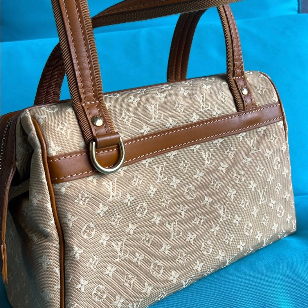 Louis Vuitton Mini Lin Bag - Picture 6 of 16